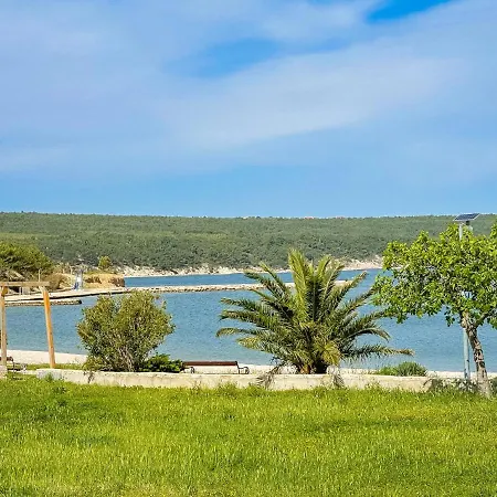 Ruzica-2 Apartment *